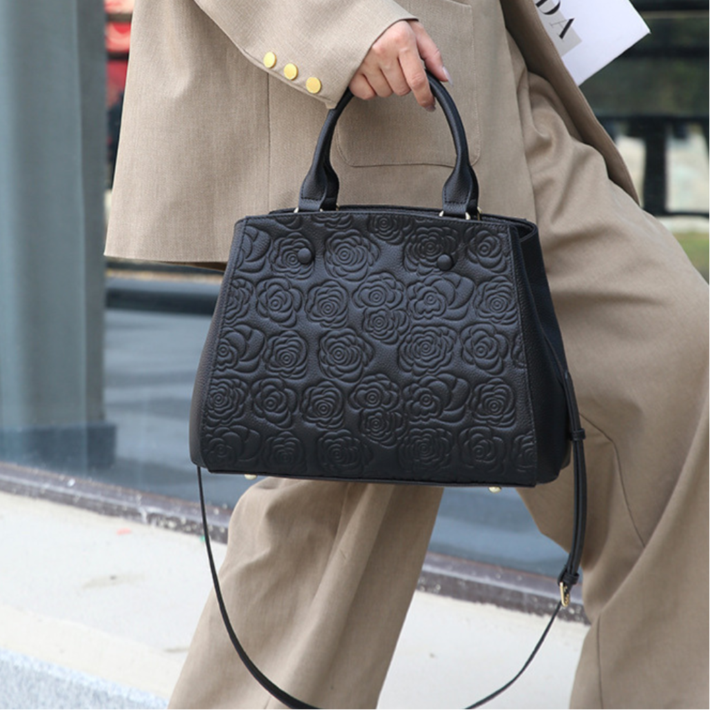 <tc>Bolso con relieve floral Stacy</tc>