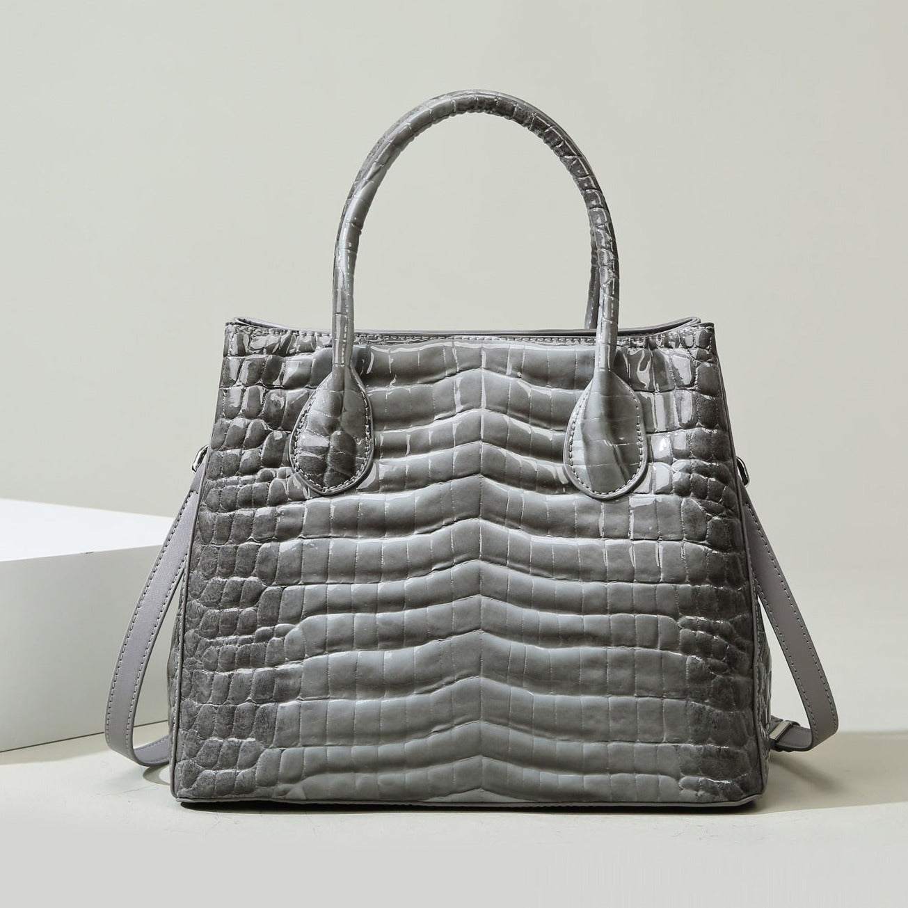 Bolso de mano con estampado de cocodrilo Antoinette