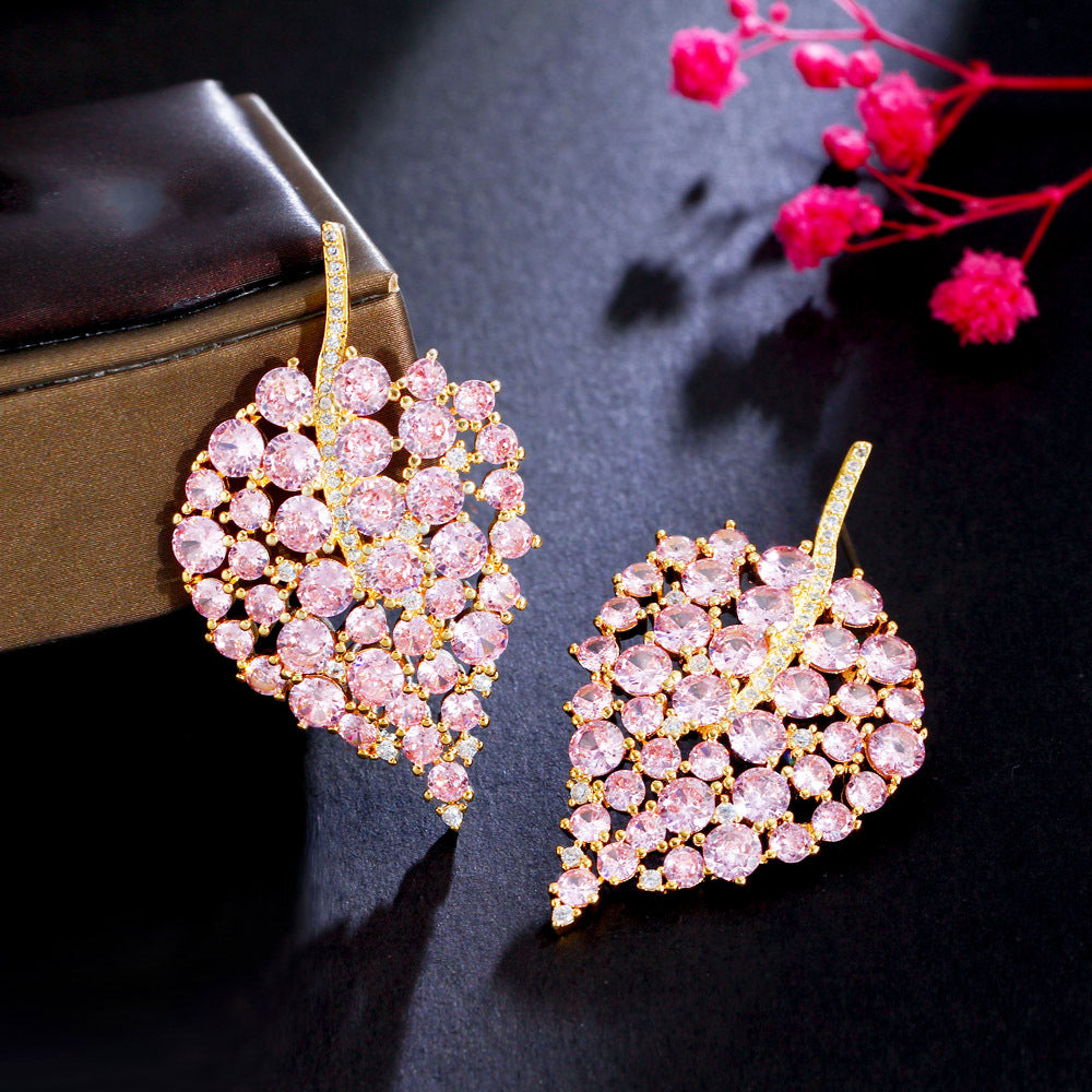 <tc>Noura Pétalo Bloom Pendientes</tc>