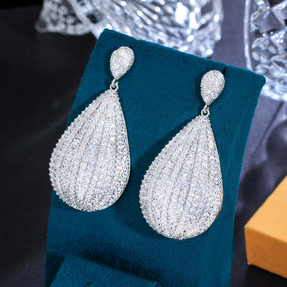 <tc>Amira Escarcha Drop Pendientes</tc>