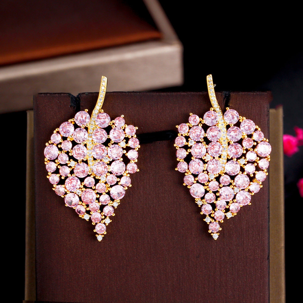 <tc>Noura Pétalo Bloom Pendientes</tc>