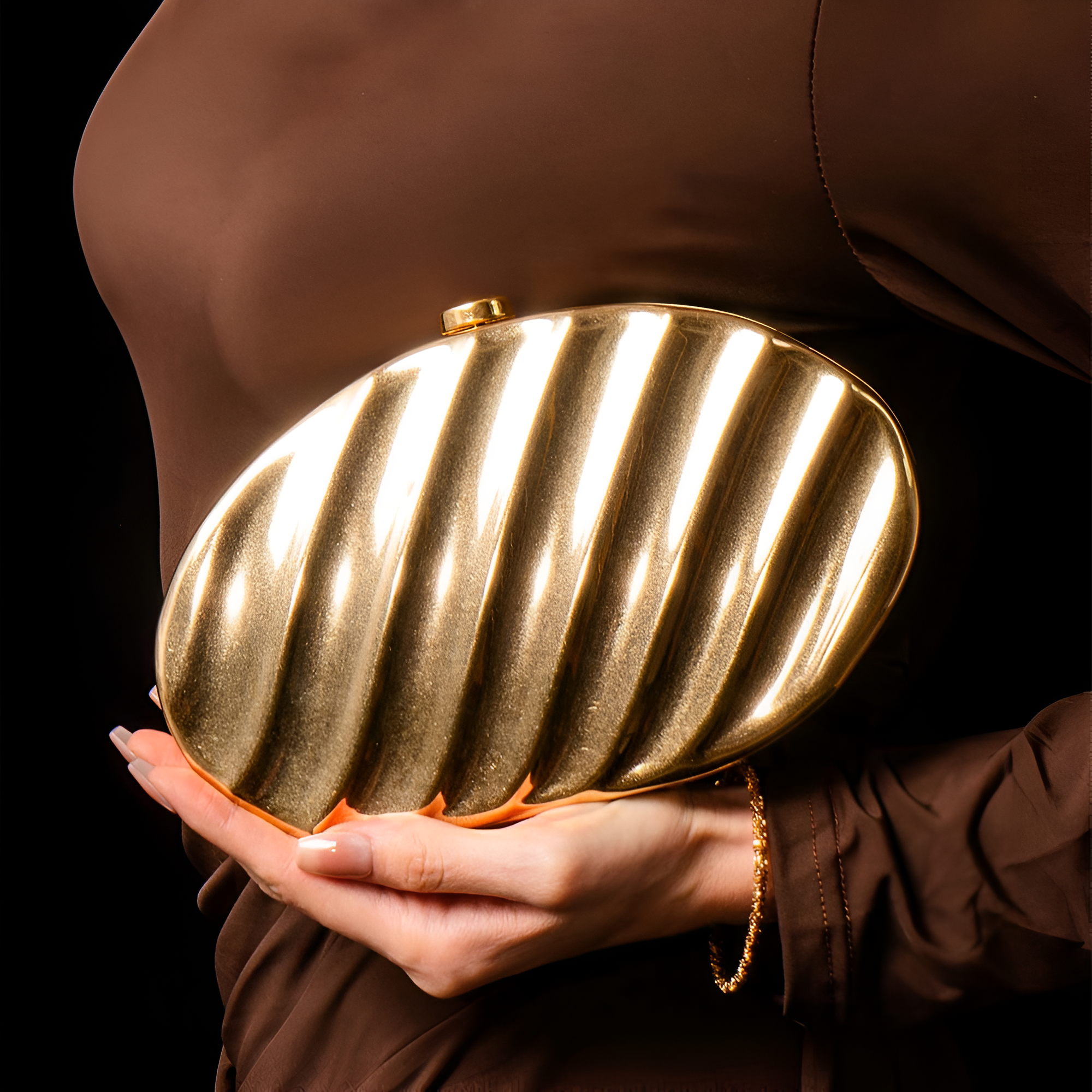 <tc>Bolso de mano Alina Shell</tc>