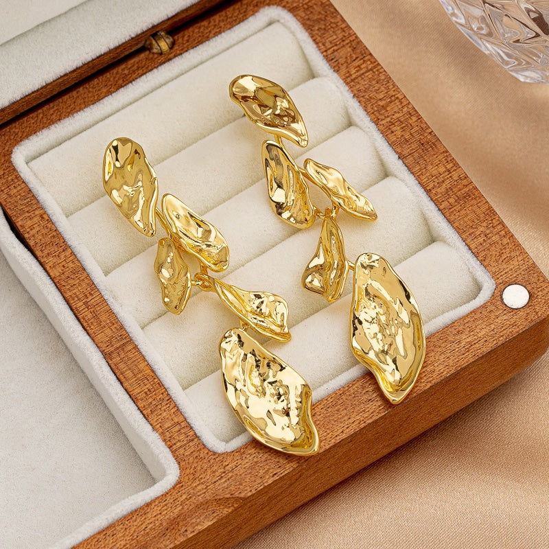 <tc>Luna Fundido Cascade Pendientes</tc>