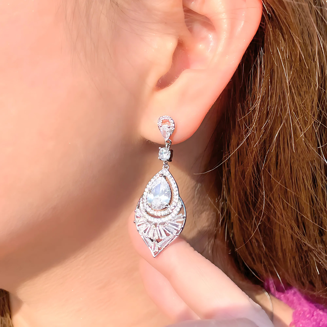 <tc>Celestia Cristal Drop Pendientes</tc>